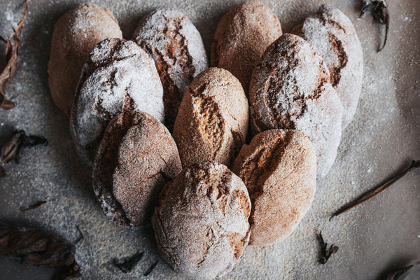 Bundle & Save - Pack of 10 Einkorn Breads & Olive Oil
